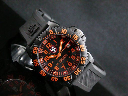 jam luminox original bergaransi