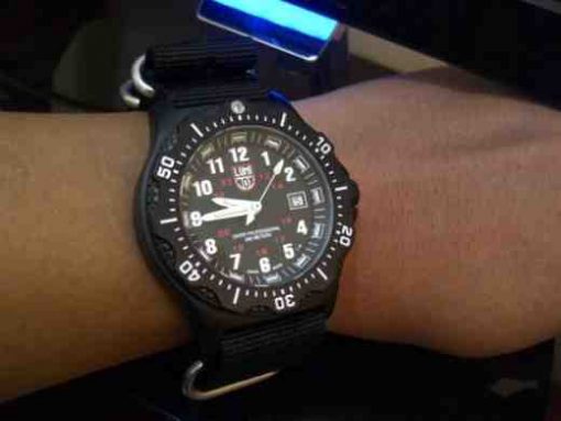 jam tangan luminox original