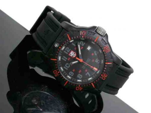 jam tangan luminox original