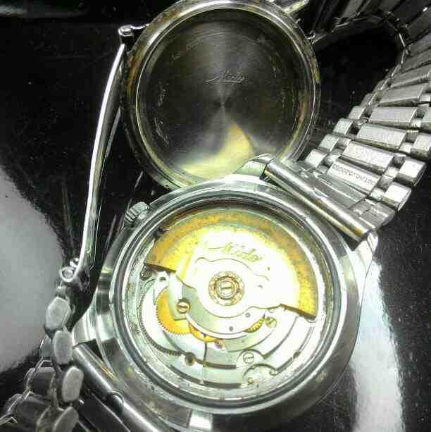 Tips dan Trik Menjual Jam Tangan Second