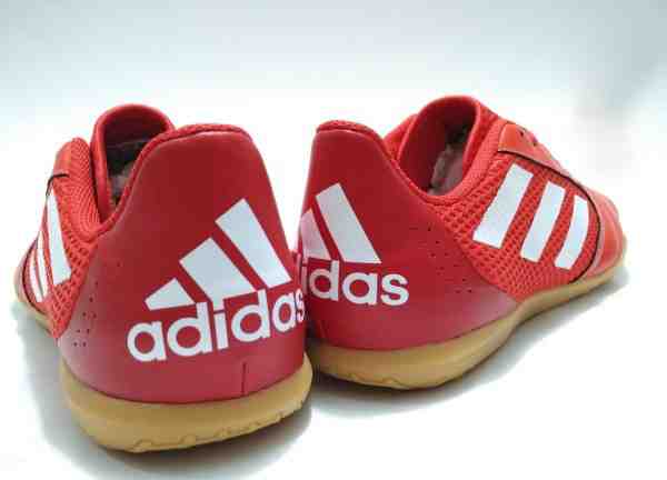 Jual SEPATU FUTSAL INDOOR â€