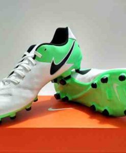 nike tiempo legend original