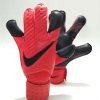 sarung tangan kiper