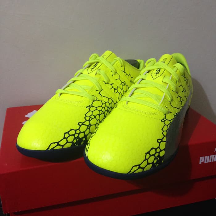 Jual Sepatu Futsal Anak Puma Evopower Vigor 4 Graph IT JR 