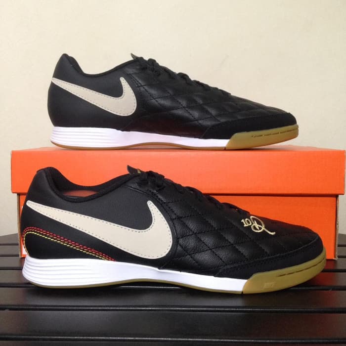 Jual Sepatu  Futsal  Nike  Legend 7 Academy 10R IC Black Gold 