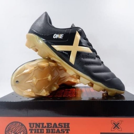 Sepatu Bola Munich One FG Black Gold MUFW0805GO Original BNIB Murah