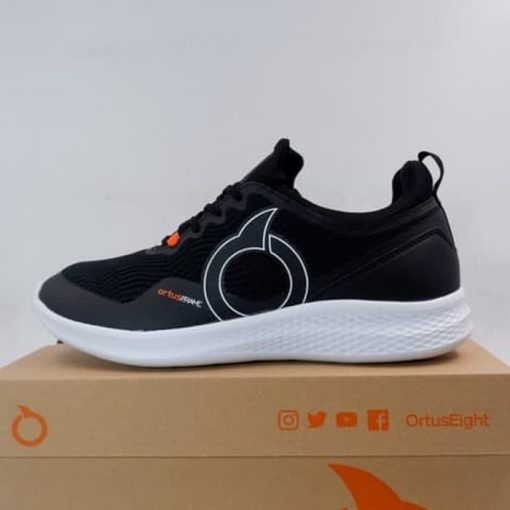 Sepatu Lari/Running OrtusEight Cereza Black White 11030042 Original Murah